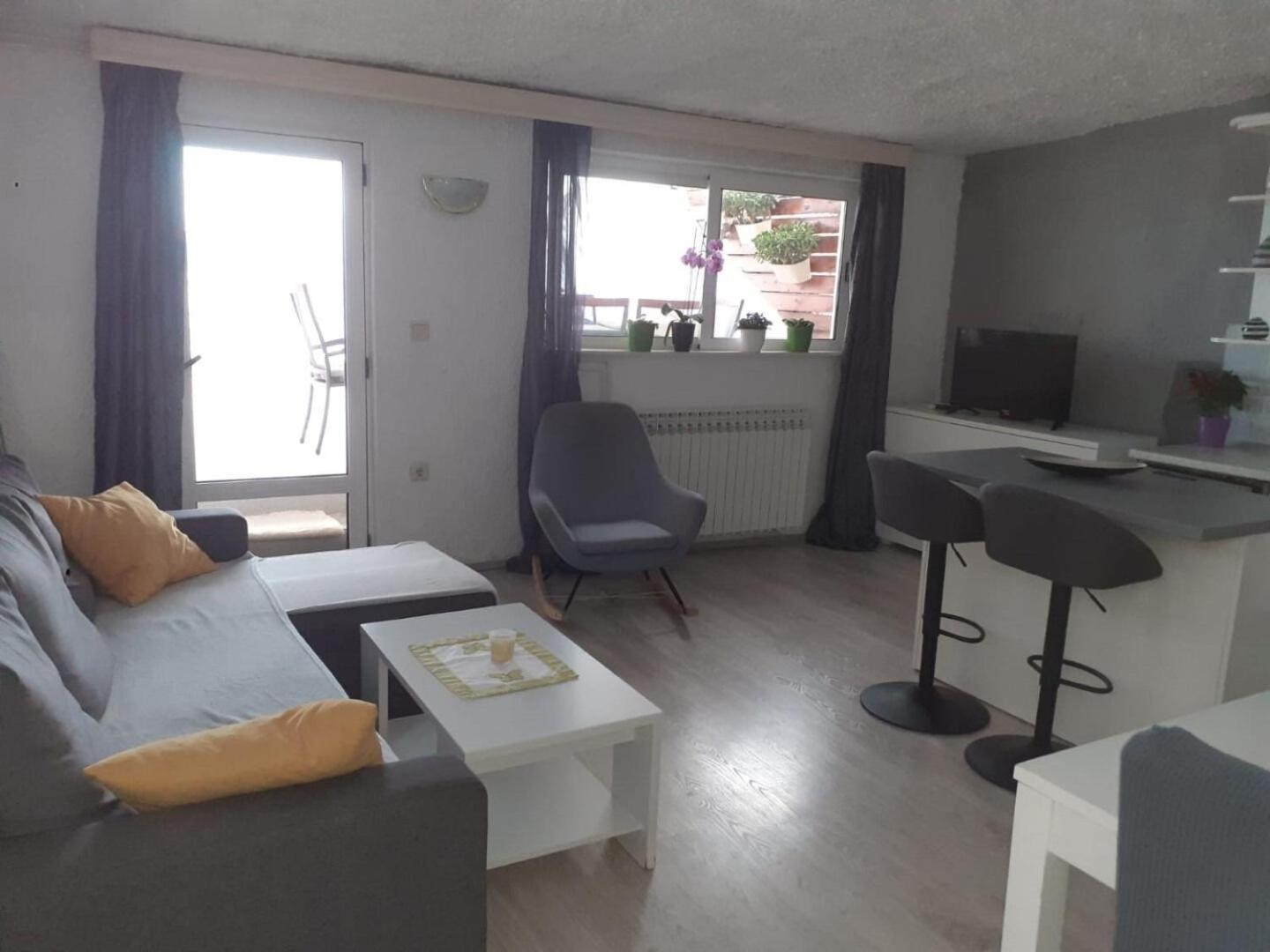 Apartment Jure Brist Exterior photo